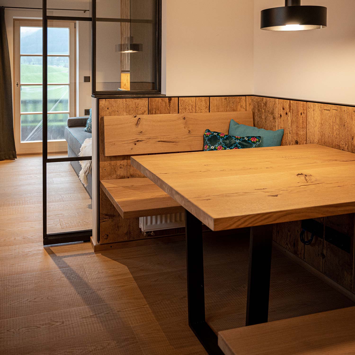 Schreinerei_Thrainer_bank